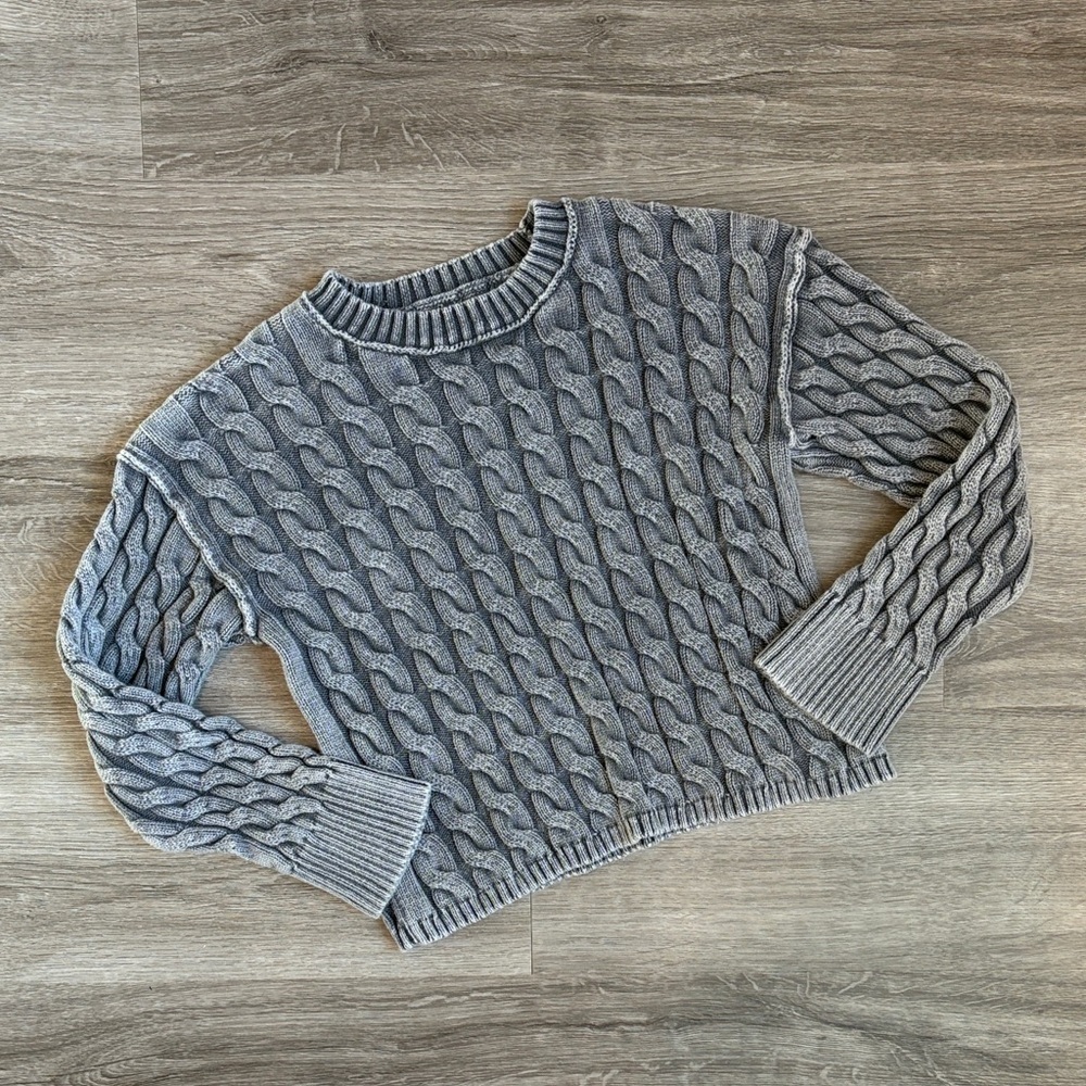 Wonder Nation girls gray cable knit sweater